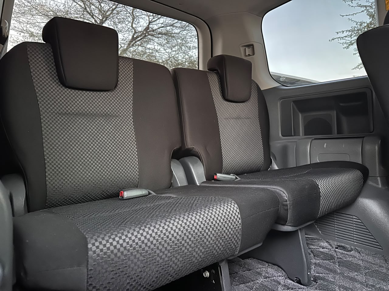 TOYOTA NOAH NEW thumbnail 5